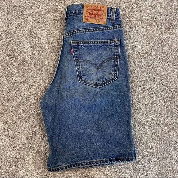 LEVI'S 550 Levi Shorts Men’s Size 33 Denim Blue Jean Bermuda Jorts Shorts 10” in - Picture 1 of 12